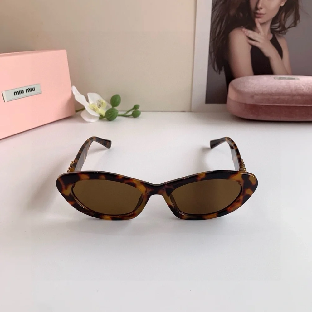 100% Authentic NWT Miu Miu Oval Sunglasses Tortoise Shell Gold Logo - Picture 3 of 8